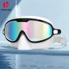 Gafas de natación para adultos de marco grande con protección nasal, anti-niebla de alta definición, protección UV, campo de visión amplio, tapones para los oídos integrados