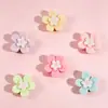 Accesorios de resina de flor de cinco pétalos multicolor brillante, clips para el pelo hechos a mano con pegamento de crema DIY, accesorios para el pelo, materiales para uñas, venta al por mayor