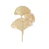 Folhas artificiais de eucalipto, folhas artificiais de ginkgo e leques de três folhas para decorações de casamento, em tons dourados.