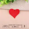 Venta al por mayor de fabricantes Parches Bordados Parches Bordados por Computadora Versátiles Tamaños Grandes y Pequeños Bordado de Corazón Rojo Brillante Parches para Ropa