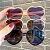 Nuevas gafas de sol retro estilo coreano caja de amor abeja personalizadas para niños moda europea y americana gafas de sol para niños 61033