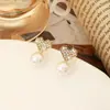Pendientes Retro Franceses de Zirconia con Forma de Corazón y Perlas Pendientes con Cierre de Plata Diseño de Pendientes con Forma de Corazón Nuevo Estilo Elegante 2024