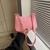 Bolsa de ombro da moda para mulheres 2023 Inverno nova bolsa quadrada pequena da moda bolsa de ombro pequena popular bolsa de ombro casual simples