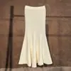 Saia Midi de Malha Justa com Estampa de Cauda de Peixe para Mulheres, Corte Slim, Cintura Alta, Emagrecedora, Base de Lã para Outono e Inverno, Adequada para Usar por Fora