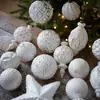Nueva Bola de Plástico Blanca Dorada Bola de Navidad Colgante de Forma Especial Retro Lujo Accesible Bola Mate Copo de Nieve Regalo Colgante para Árbol de Navidad