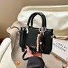 Bolso de Mano Pequeño Nuevo Otoño e Invierno 2025 Transfronterizo para Mujer, Bolso Cuadrado Pequeño Versátil Casual para Hombro, Bolso Cruzado Simple para Viajes