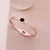 Pulseira digital romana estilo europeu e americano feminina transfronteiriça aço titânio banhado a ouro joias hip hop versátil alto senso designer
