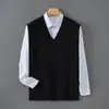 Chaleco nuevo engrosado de otoño e invierno 100% lana, top casual sin mangas de cuello en V para hombre, suéter de cachemira