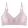Sujetador inalámbrico para mujeres con poco busto, diseñado para realzar el escote, proporcionar un aspecto natural, minimizar el bulto lateral, prevenir la flacidez, ofrecer soporte suave y crear un ajuste sin costuras