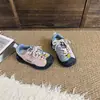 Sapatos de Caminhada para Bebê Menina ao Ar Livre Viagem Bloqueio de Cores Tênis Infantis com Contas Outono 2026 Sapatos Casuais para Meninos Sola Macia