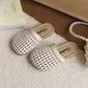 Pantuflas Infantiles Semiabiertas 2026 Verano Nuevos Zapatos Casuales Transpirables Huecos para Niñas Sandalias de Playa Suela Suave para Niña Pequeña