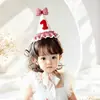 Presente de aniversário infantil: Faixa de cabelo de bolo de morango, faixa de cabelo de desenho animado fofa para meninas, faixa de cabelo de bebê, não aperta a cabeça, acessório de cabelo para menininha