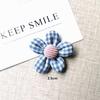 Versión coreana de pequeños broches de flores de tela a cuadros frescos, accesorios para el cabello, bolsos, ropa, decoraciones de Joker, venta al por mayor