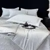 Modelo Nuevo 2026 Colcha de Nylon Brillante Verano Colcha de Aire Acondicionado Juego de Cuatro Piezas - Secuencia Día de Primavera