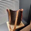 Bolso cruzado de alta gama transfronterizo para mujer 2026 nuevo estampado vintage tipo cubo bolso madre-hija bolso de mano de gran capacidad bolso de hombro