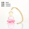 Botella de aromaterapia para coche, colgante dispensador de perfume mini para coche, botella difusora de vidrio de color rosa creativo de 8 ml