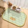Alfombrilla universal para comida de mascotas para gatos y perros, absorbente, resistente al desgaste, a prueba de fugas, antideslizante y a prueba de salpicaduras, adecuada para que los gatos la usen como alfombrilla de alimentación