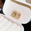 Hits de Primeiro Amor~ Brincos Redondos em Forma de I com Gotejamento de Óleo de Zircônia, Toque de Luxo Leve e Sofisticado, Brincos Doces e Deslumbrantes para Mulheres