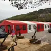 Invernadero Móvil para Banquetes Rurales Exterior Gran Escala Carpa de Bodas Roja y Blanca Hotel Móvil Carpa de Vino Fabricante