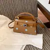 Bolsa de Mão de Couro Crocodilo de Luxo para Mulheres 2026 Nova Moda Versátil Fivela de Travamento Bolsa de Ombro Transversal Kelly