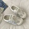 Medias Zapatillas Cerradas de Suela Gruesa Estilo Retro para Mujer, Nuevo Estilo Primavera y Verano 2026, Malla Transpirable, Versátiles con Faldas, Zapatillas para Mujer