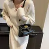 Bolso retro de un solo hombro para mujer estilo coreano, nueva colección otoño 2026, moderno y a la moda, con un diseño elegante y estiloso, adecuado como bolso cruzado o bolso de hombro