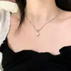 Elegante Collar de Acero de Titanio con Perlas para Chicas Picantes, No se Desvanece, Sensación de Alta Gama, Cadena para Clavícula, Accesorio de Cadena para el Cuello Versátil de Lujo Ligero de Nicho
