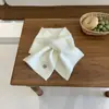 Estilo Coreano~Novo Cachecol Pequeno de Tricô para Mulheres, Outono e Inverno, Cor Sólida Versátil, Quente e Conveniente, Protetor de Pescoço Perfurado