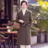 Cárdigan elegante de punto grueso de manga larga con cuello de solapa, corte holgado, para otoño e invierno, para madres, chaqueta versátil casual, corte ajustado y adelgazante