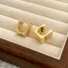 Nuevos Pendientes Elegantes de Diseño Ins Nicho Simple Cuadrado Geométrico Estilo Fresco Cierres de Pendiente Chapados en Cobre Oro Real para Mujeres