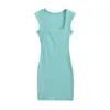 Vestido sexy de estilo clásico sin mangas con cuello cuadrado, vestido tipo camiseta sin mangas, nuevo minivestido bodycon ajustado de moda de verano para mujeres petites