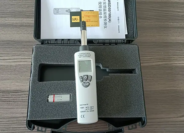 本质安全型温湿度检测仪1.jpg