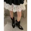 Primer Encuentro Ji Estilo Retro Botas Vaqueras Occidentales Negras para Mujer Punta Puntiaguda Bordado Remaches Hebilla de Cuero Tacón Grueso Botines Tobillo Otoño 2026