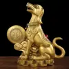 Ornamentos de Latão para Decoração de Casa de Cachorro, Cachorro Yuanbao Finamente Trabalhado, Cachorros de Cobre dos Doze Signos do Zodíaco, Cachorro Sentado Que Traz Riqueza, Artesanato de Metal Atacado