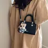Bolso de Mano Pequeño de Alta Gama para Mujer 2026 Nuevo Primavera y Verano Retro Versátil Bolso Cruzado Bolso de Mano Moderno para el Trabajo