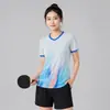 Uniforme universal de badminton para pais e filhos, conjunto de uniforme para equipe de competição, secagem rápida e respirável, adequado para treinamento de tênis de mesa e vôlei, disponível para compra em atacado e impressão