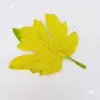 Folha de bordo de peça única folha de árvore falsa cor de outono amarelo vermelho galho de árvore falsa folha de árvore falsa cerimônia de casamento cobertura de piso de casamento folhas mortas folhas caídas
