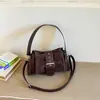 Bolso de Axila Retro de Nicho para Mujer 2026 Nuevo Otoño Suede Felpa Sensación de Alta Gama Bolso de Hombro Único Cruzado