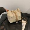 Bolso bandolera de paja con cadena y cordón tejido para mujer, nueva moda 2024, con encaje sencillo y cordón ajustable