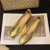 Com sapatos franceses de fim de noite sapatos um passo calce fácil pés estilo gentil baixo 2026 bico quadrado não cansam boca rasa sapatos únicos mulheres para o trabalho