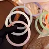 Pulseira de vidro de fábrica imitação de jade, círculo pequeno, redonda e grossa, pulseira tilintante, pulseira de meninas, livro vermelho pequeno