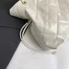 Bolso grande de alta calidad para mujer, nuevo bolso tote acolchado de moda primavera-verano 2026, bolso de hombro cruzado con cadena
