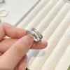 Nuevo Anillo Iris de Diamante de Alto Carbono con Patrón de Hierba Tang Estilo Chino Apertura para Mujer Diseño de Nicho Sentido del Diseño Anillo de Bambú