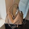 Bolsa Tote Transfronteiriça de Moda Retrô de Grande Capacidade para Mulheres 2025 Outono e Inverno Nova Bolsa de Ombro Casual Bolsa Axilar de Alta Qualidade