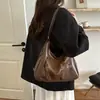 Bolsa de Gran Capacidad para Mujer 2026 Nuevo Otoño Retro Versátil Lujo Ligero Bolso de Hombro Mochila Cruzada Multifuncional