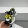 Tênis dad respirável vazado de retalhos decorativos de malha com alça dupla e estampa de letras, novos sapatos de corrida outono 2026