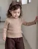 Conjunto de chaleco de invierno para niña con 90% de plumón de pato blanco, que incluye una camiseta de punto de estilo dulce y pantalones casuales, un atuendo de tres piezas