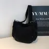 Bolso Cruzado Retro para Mujer 2026 Nuevo Estilo Bolso de Mezclilla Lavada Bolso de Hombro Único Moderno Simple Versátil Bolso Cruzado para Salir