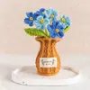 Plantas de tulipán en maceta tejidas a ganchillo hechas a mano transfronterizas, jarrones tejidos con hilo, decoraciones de escritorio de rosa artificial