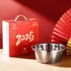 Set de Acero Inoxidable de Tres Piezas Edición Año del Caballo: Colador para Lavar Arroz, Recipiente Escurridor, Tabla Ralladora, Juego de Regalo Auspicioso